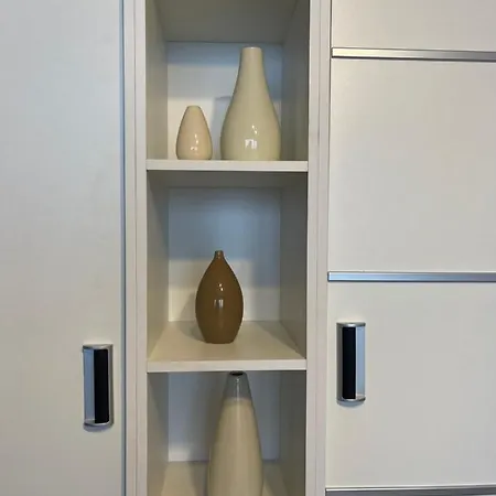 Malachite Urban Gem - Skyline Terrace Oasis *