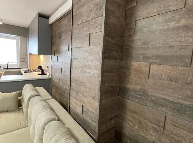 Malachite Urban Gem - Skyline Terrace Oasis 아파트 부쿠레슈티