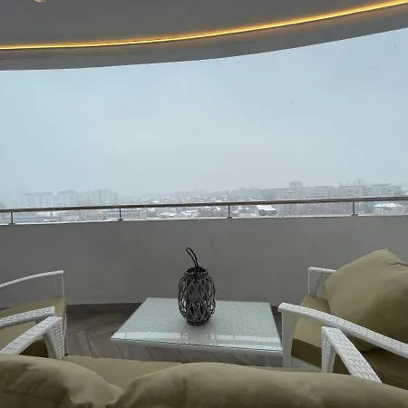 Malachite Urban Gem - Skyline Terrace Oasis Bucharest